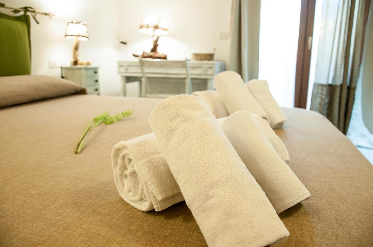 Alghero Detrabis B&B Bagian luar foto