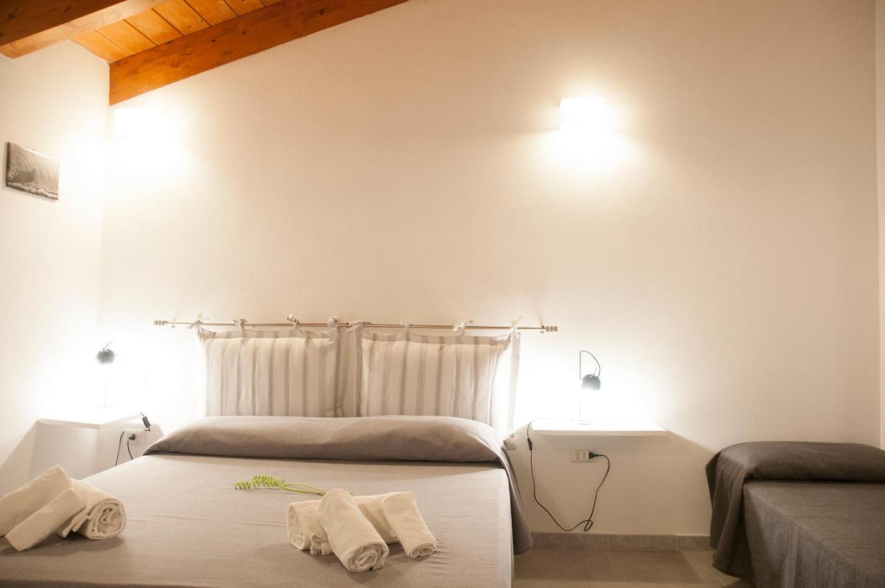Alghero Detrabis B&B Bagian luar foto